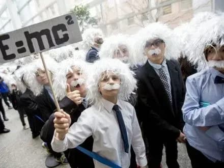 У Торонто відбулось найбільше зібрання двійників Альберта Ейнштейна