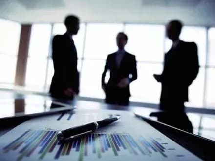 Зміни у квітні: оплата за газ по-новому, реєстр відшкодування ПДВ, початок відключення опалення