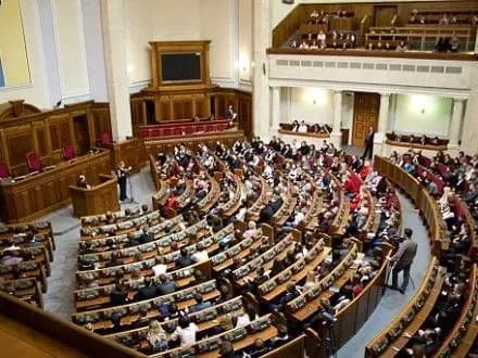 Депутати запросили голів НКРЕКП і НАЗК на засідання ВР