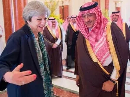 Т.Мей відмовилась вдягнути хустину під час візиту до Саудівської Аравії