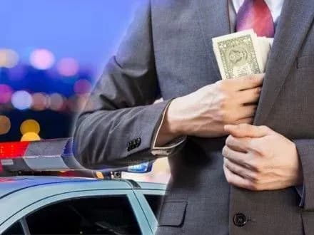 В.Медведчук: боротьба з корупцією по-українськи — майстерність імітації