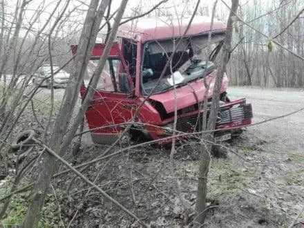 Тринадцять осіб постраждали в ДТП на Хмельниччині