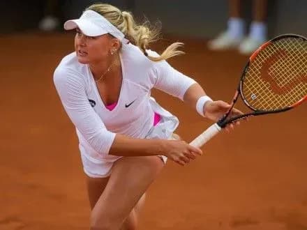 Тенісистка К.Козлова обіграла росіянку на старті турніру в Стамбулі