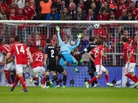 Дубль К.Роналду дозволив "Реалу" перемогти "Баварію"