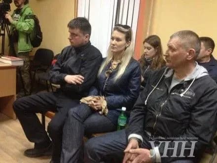 Тернопільський прокурор, підозрюваний у вбивстві мачухи і далі сидітиме під домашнім арештом
