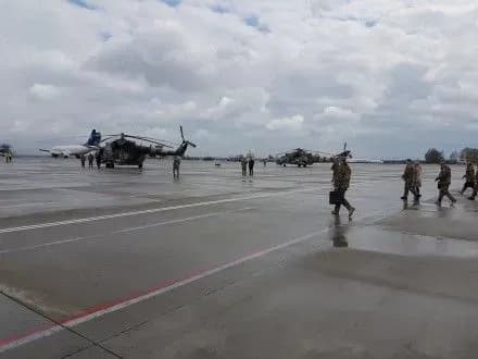 Президент вилетить до військових на Луганщину