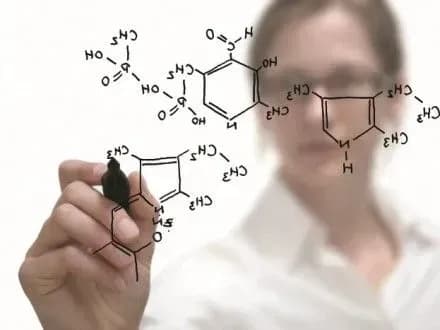 Чисельність молодих учених в НАН України продовжує скорочуватись - Б.Патон