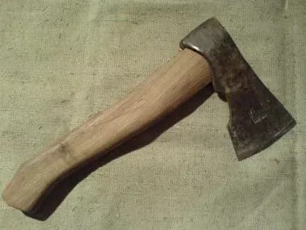 Батько вбив сина сокирою на Львівщині