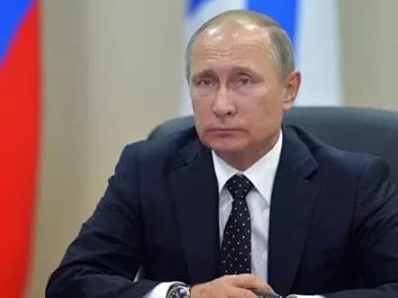 У минулому році В.Путін заробив майже 9 млн руб - декларація
