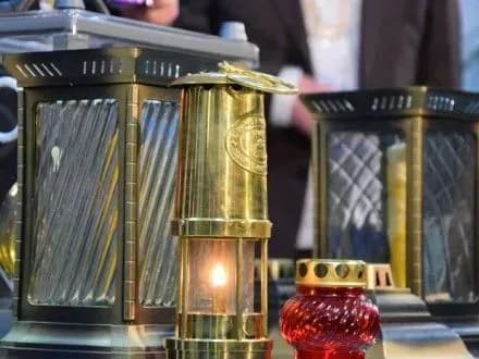 До Миколаєва прибув Благодатний вогонь