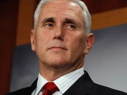 Віце-президент США назвав провокацією невдалий запуск ракети КНДР