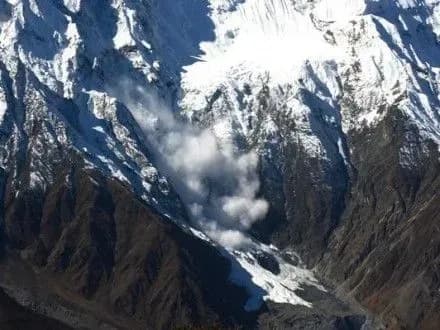 Рівень лавинної небезпеки підвищився на Закарпатті