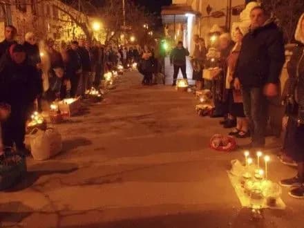 На всеношній службі у Севастополі читали Євангеліє українською мовою