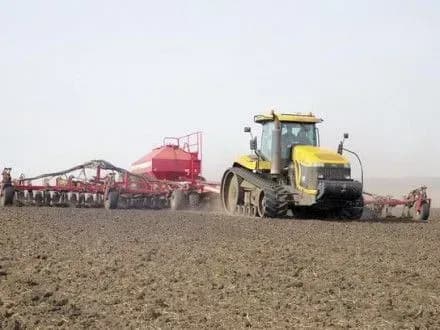 Зерновими та зернобобовими культурами вже засіяно 2,8 млн га - Мінагрополітики