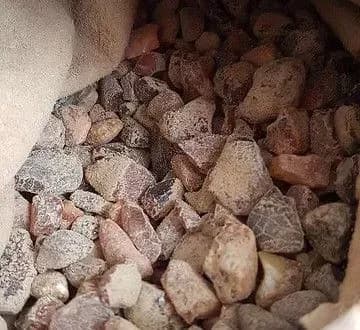 Діяльність угруповання з незаконного видобутку бурштину припинили на Рівненщині