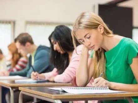 Найбільше випускників складатимуть цього року ЗНО з історії України