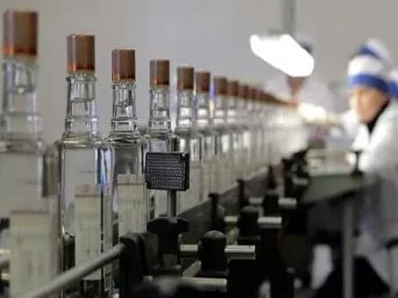 Скорочення легального виробництва алкоголю з початку року становило понад 23%