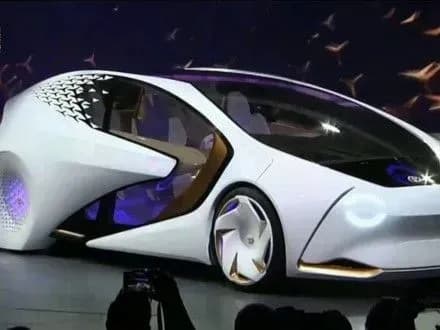 В Україні відкриють найбільший салон електрокарів