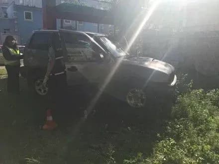 Во время перестрелки на Подоле пули попали в джип с военными номерами - СМИ