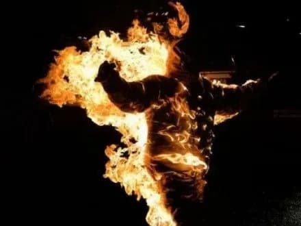 У Харкові затримали чоловіка, який намагався спалити знайомого