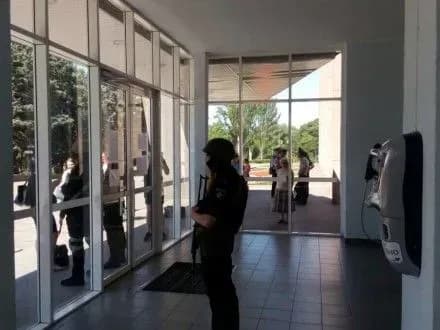 Правоохоронці проводять обшуки в Криворізькій міськраді