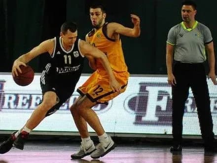 Капітан "Черкаських Мавп" А.Кальніченко продовжить виступи в Румунії