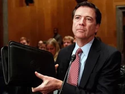 Д.Трамп не давав прямого наказу про припинення розслідування щодо М.Флінна - Дж.Комі