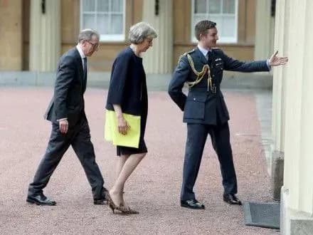 Т.Мей зустрінеться з короловею Британії після опівдня