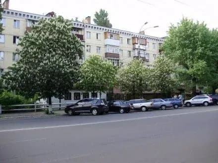 На просп. Відрадному обмежать рух транспорту в ніч на 17-те червня