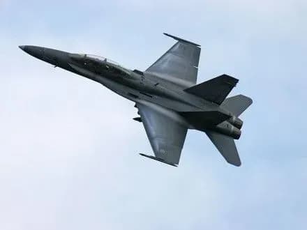 У Малайзії зник з радарів літак повітряних сил