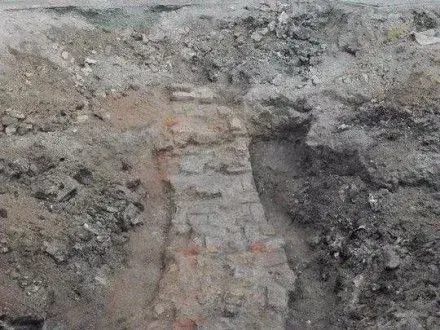 Ексгумацію останків розстріляних політв'язнів завершили у Луцьку