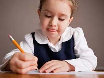 Школярам 1-2 класів не ставитимуть оцінок - Л.Гриневич