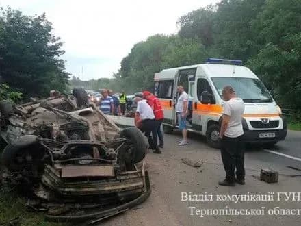 ДТП в Тернопольской области: пятеро детей в больнице