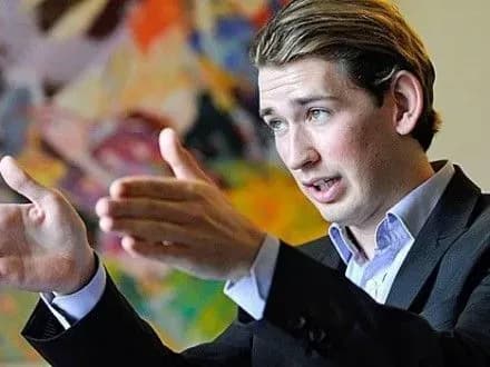 Глава МИД Австрии выступил за закрытие детских садов для мусульман