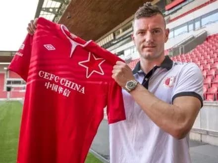 Екс-голкіпер Дніпра перебрався до чеської Славії