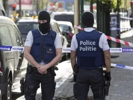 Особу нападника на вокзалі Брюсселя встановили