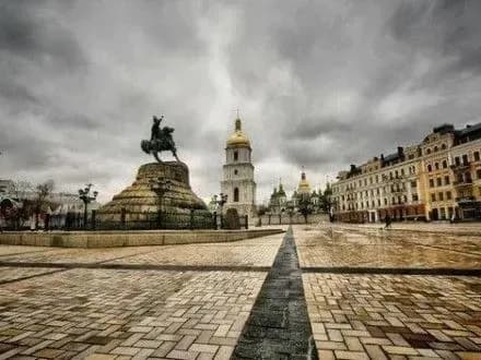 Сьогодні в столиці очікуються короткочасні дощі і грози