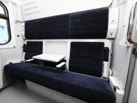 "Укрзализныця" планирует закупить до конца года 11 вагонов-трансформеров - В.Балчун