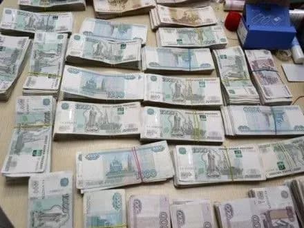 Причетний до фінансування тероризму тіньовий центр викрили у Сумах