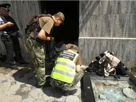 У Вінниці в приміщення магазину одягу кинули вибухівку