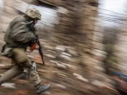 До Дніпра евакуювали два борти з пораненими бійцями АТО