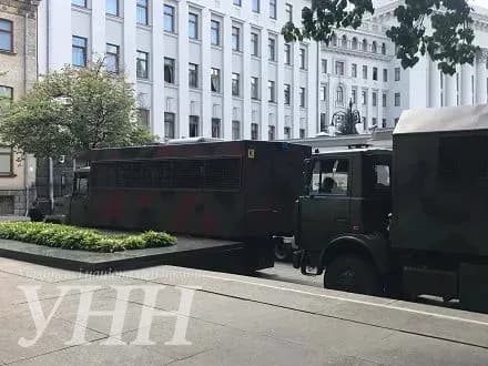 У Раді відкрилася одноденна виставка військової техніки