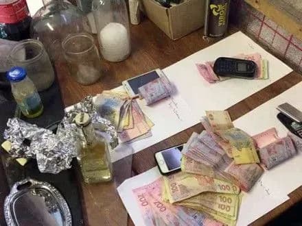 Торговців амфетаміном та канабісом судитимуть на Хмельниччині