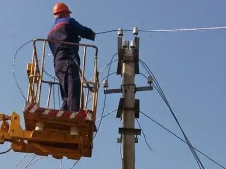 Без світла в Україні залишається 121 населений пункт