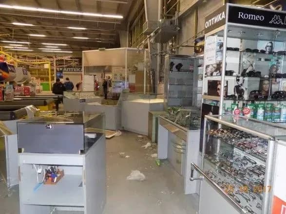 Злочинці пограбували ювелірний відділ на Одещині за 1 хвилину