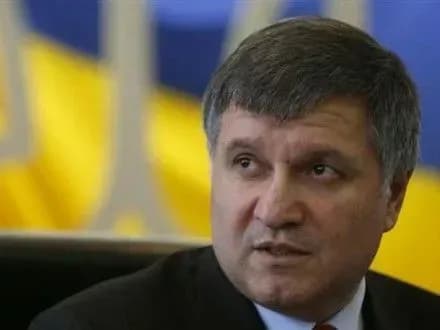 Аваков запропонував на наступному засіданні уряду розглянути зміни до ПДР
