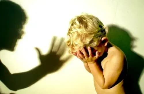 Поліція Житомирщини розслідує побиття матір'ю свого 2-річного сина