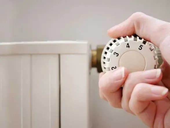 Близько 40 тис. осіб на Хмельниччині досі сидять без опалення