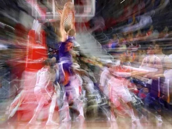 "Фінікс" українця Леня обіграв "Вашингтон" у матчі НБА