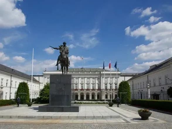 Варшава підтримала пропозицію Києва провести засідання комітету президентів